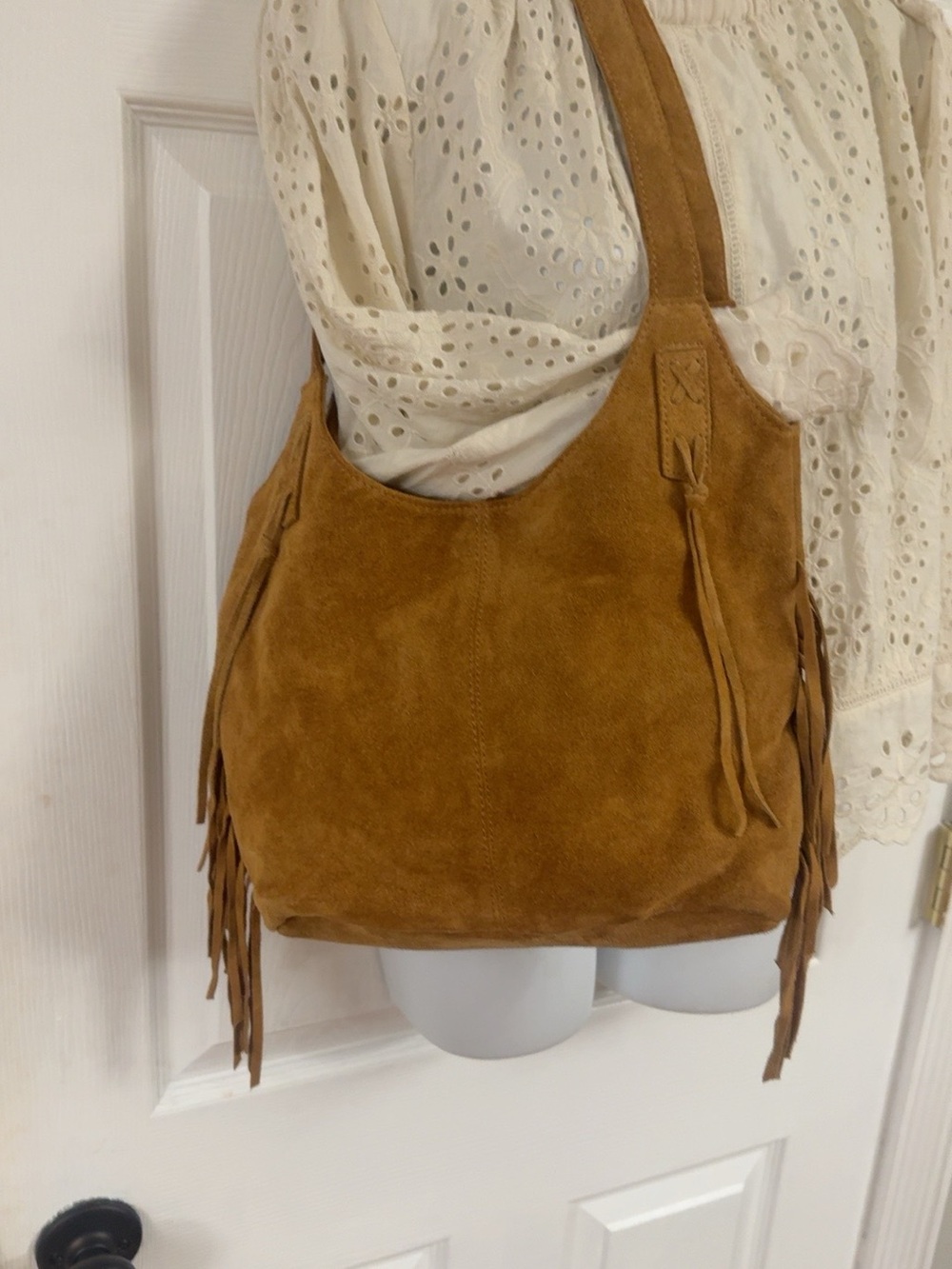Fringe Suede Shoulder Bag in Tan